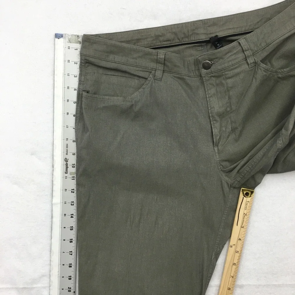 Lululemon ABC Pant Slim Fit Olive Green Mens 34 Tech Cotton Blend Chino Trousers